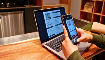 Cómo los banners con códigos QR transforman el aprendizaje en el aula