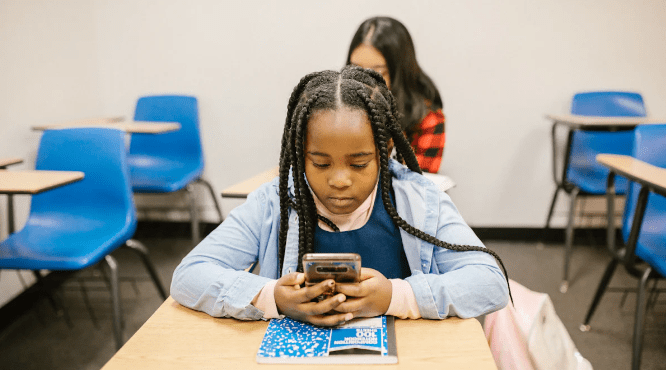 Códigos QR en las escuelas: revolucionando la recopilación de información